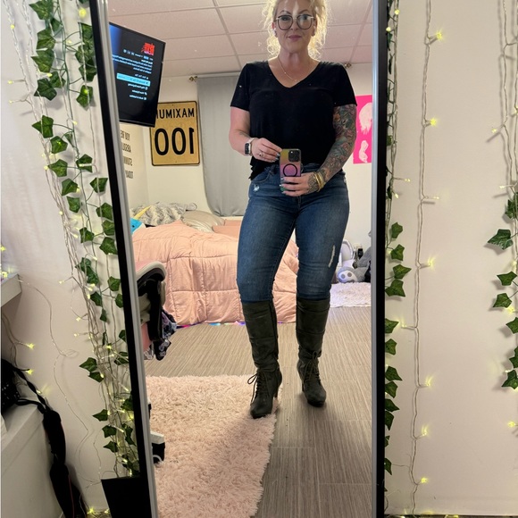 CAbi Deconstructed Curvy Skinny Jeans - Size 14 - High Rise, Denim, #5091 - Picture 1 of 11